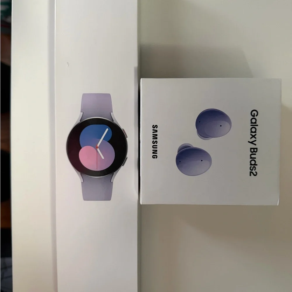 Samsung Lavender Smartwatch and Earbuds Set